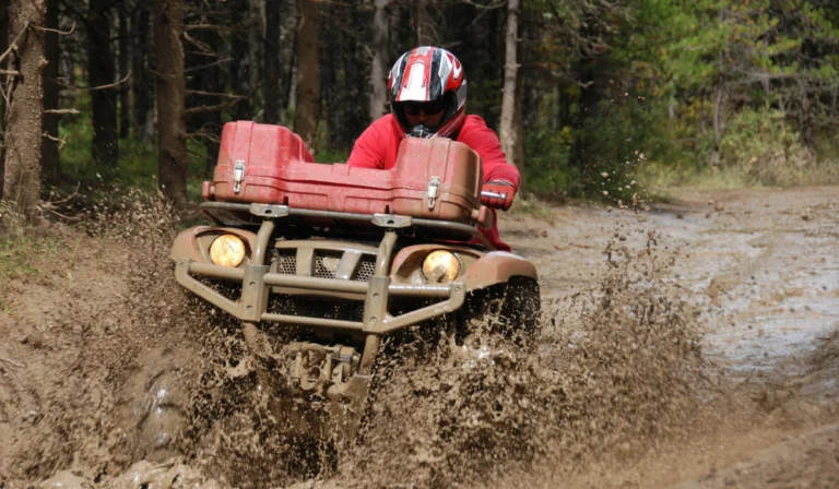quads en La Rioja ruta en grupo por caminos rurales